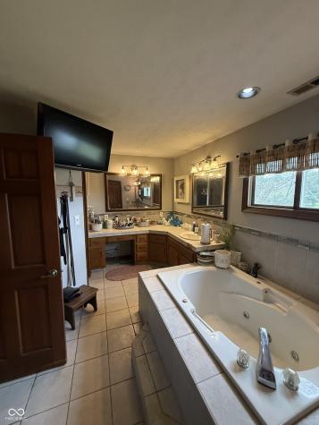 668 N 300 W Greenfield IN 46140