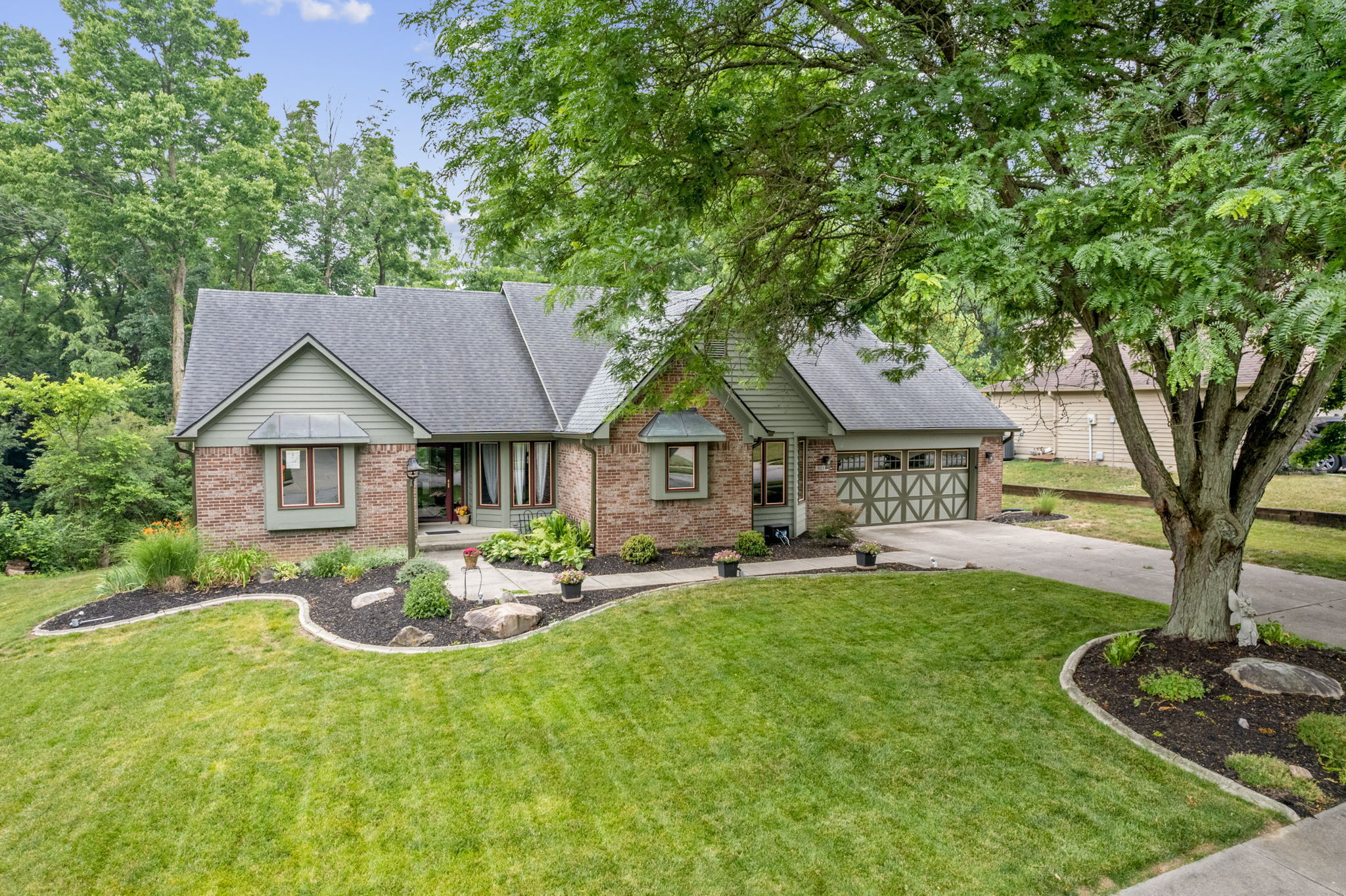9055 Pinecreek Court Indianapolis IN 46256