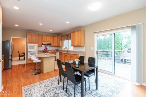 13888 Dearborn Circle Fishers IN 46038