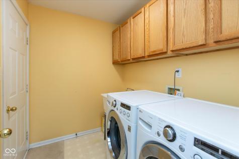 13888 Dearborn Circle Fishers IN 46038