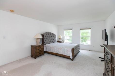 13888 Dearborn Circle Fishers IN 46038