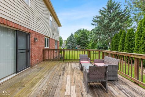 13888 Dearborn Circle Fishers IN 46038