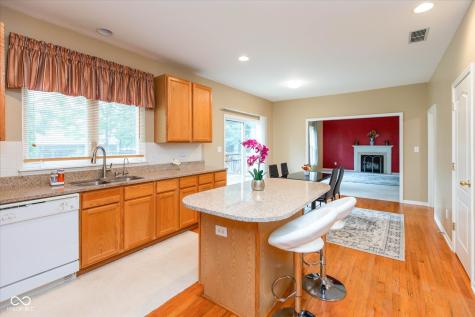 13888 Dearborn Circle Fishers IN 46038