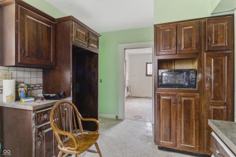 24 N Pasadena Street Indianapolis IN 46219