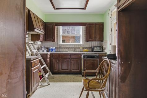 24 N Pasadena Street Indianapolis IN 46219