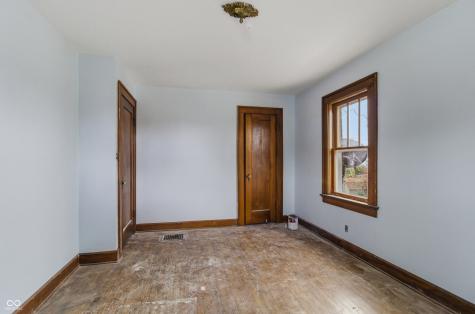 24 N Pasadena Street Indianapolis IN 46219