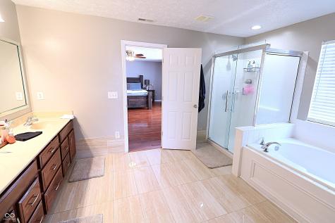 8186 Stonelick Drive Avon IN 46123