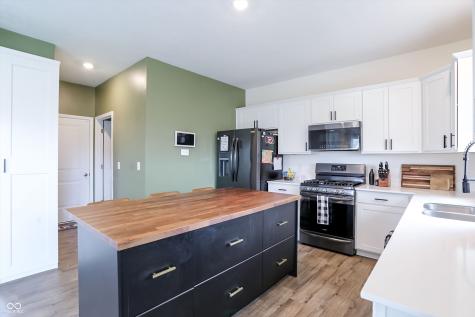 1097 Virgo Drive Franklin IN 46131