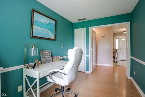 711 N Scott Drive Greenwood IN 46142