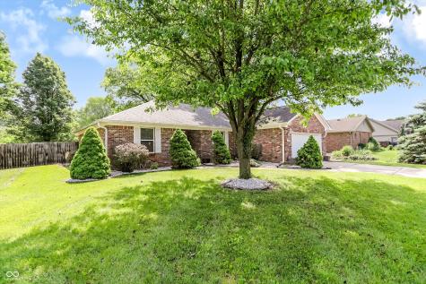 711 N Scott Drive Greenwood IN 46142