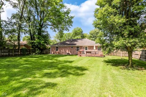 711 N Scott Drive Greenwood IN 46142