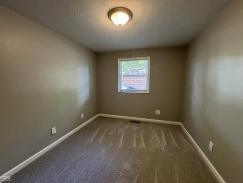 921 Sweetbriar Avenue Whiteland IN 46184