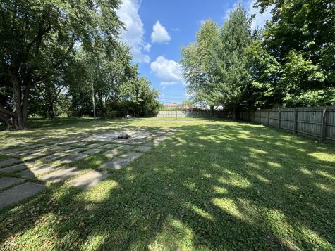 921 Sweetbriar Avenue Whiteland IN 46184