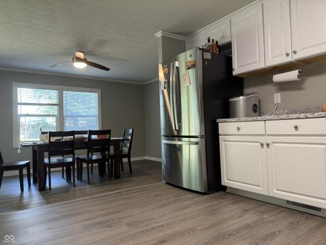 921 Sweetbriar Avenue Whiteland IN 46184