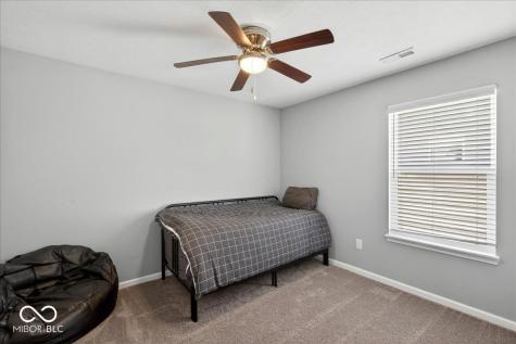 275 Longleaf Lane Greenfield IN 46140