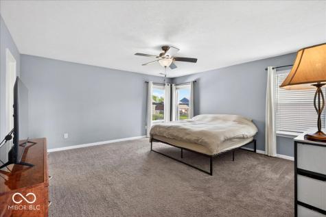 275 Longleaf Lane Greenfield IN 46140