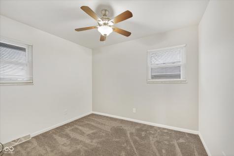 8618 Skyway Drive Indianapolis IN 46219