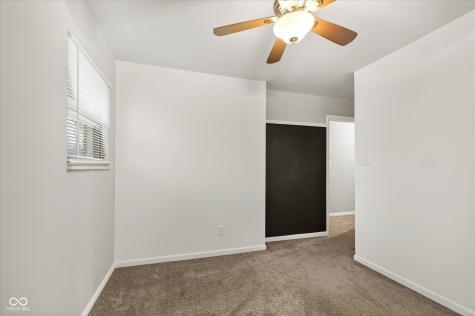 8618 Skyway Drive Indianapolis IN 46219