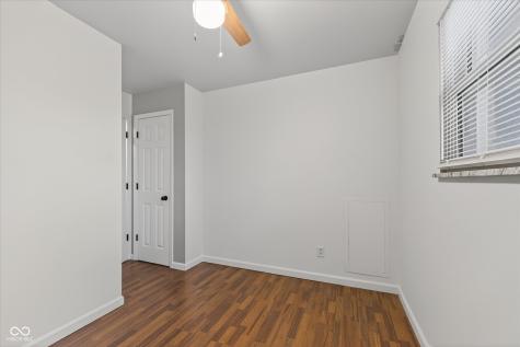 8618 Skyway Drive Indianapolis IN 46219