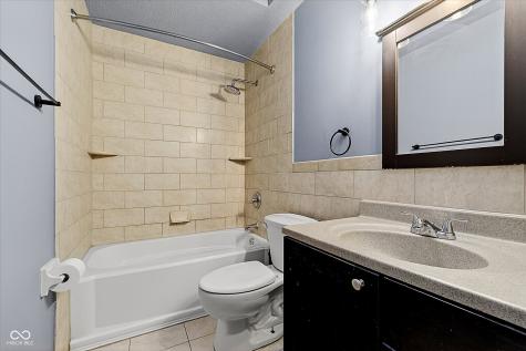 8618 Skyway Drive Indianapolis IN 46219