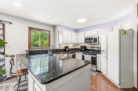 5542 Painted Maple Court Indianapolis IN 46254