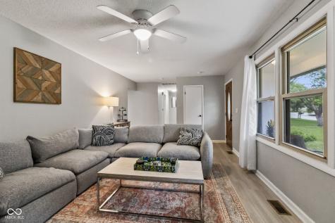 328 Fox Circle Noblesville IN 46060