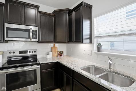 842 Declaration Drive Pittsboro IN 46167