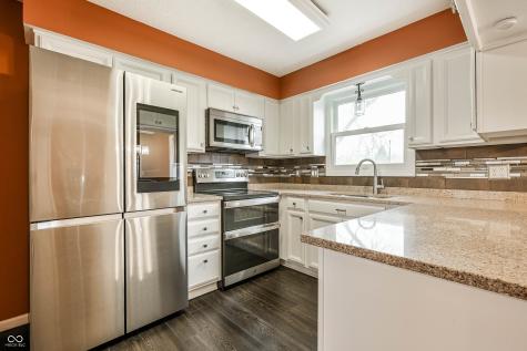 727 Johnson Drive Carmel IN 46033