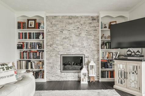 727 Johnson Drive Carmel IN 46033