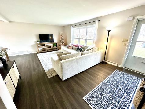 8233 E 11th Street Indianapolis IN 46219