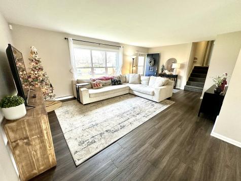 8233 E 11th Street Indianapolis IN 46219
