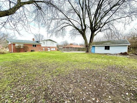 8233 E 11th Street Indianapolis IN 46219