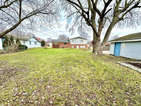 8233 E 11th Street Indianapolis IN 46219