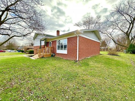 8233 E 11th Street Indianapolis IN 46219