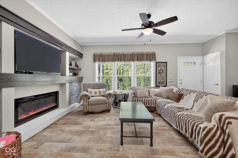 9451 S Chapel Hill Road Heltonville IN 47436