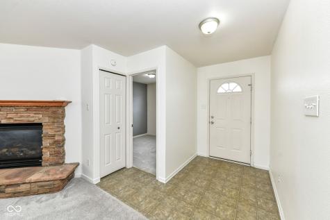 10907 Mansfield Way Ingalls IN 46048