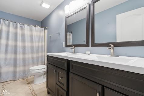 609 Merrimac Drive Westfield IN 46074