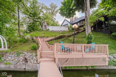 8301 Reef Court Indianapolis IN 46236