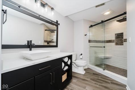 8301 Reef Court Indianapolis IN 46236
