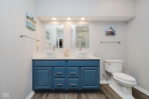 8301 Reef Court Indianapolis IN 46236