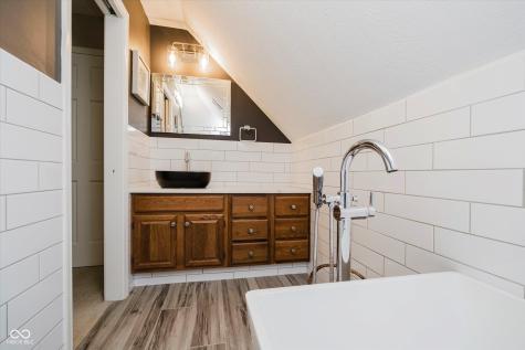 8301 Reef Court Indianapolis IN 46236