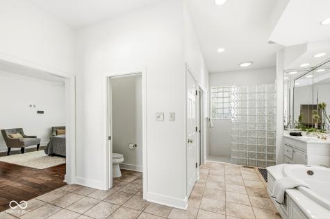 350 Millridge Drive Indianapolis IN 46290
