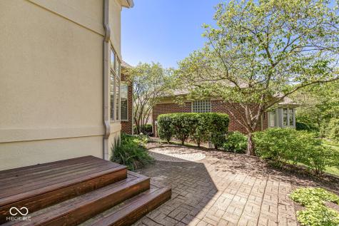 350 Millridge Drive Indianapolis IN 46290