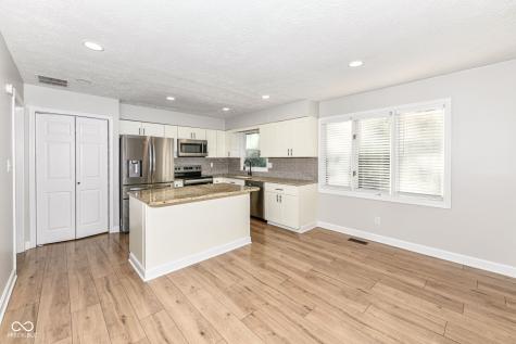 400 S Serenity Way Greenwood IN 46142