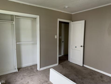 5936 E Shimer Avenue Indianapolis IN 46219