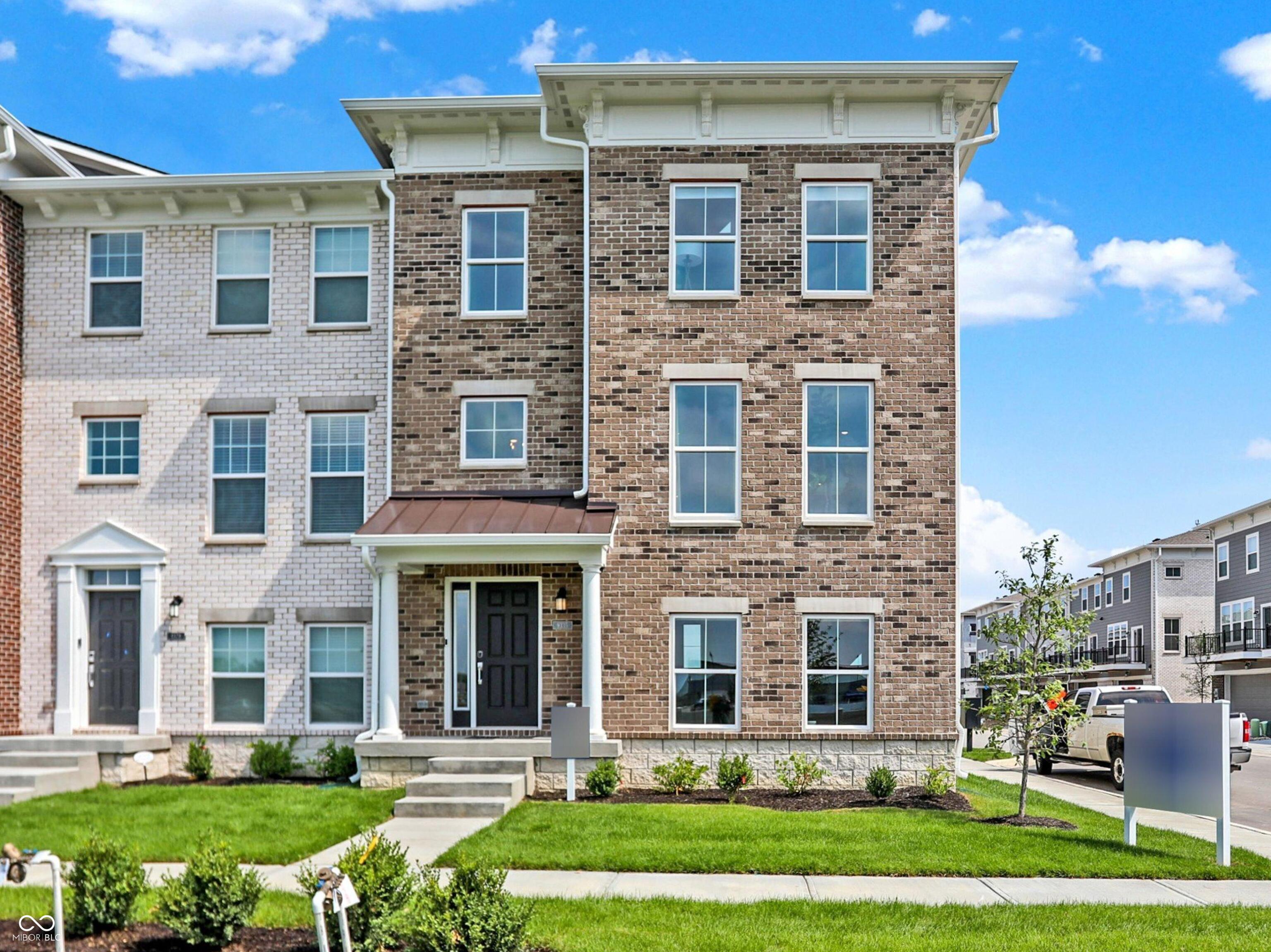 9335 Clarendon Drive Fishers IN 46038