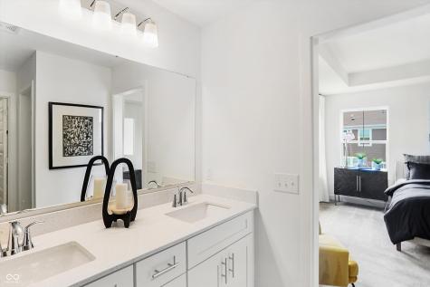 9335 Clarendon Drive Fishers IN 46038