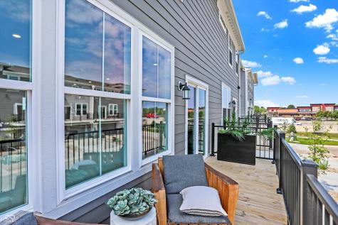 9335 Clarendon Drive Fishers IN 46038