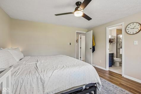 8047 Pebble Creek Court Indianapolis IN 46268