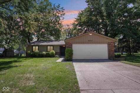 8047 Pebble Creek Court Indianapolis IN 46268